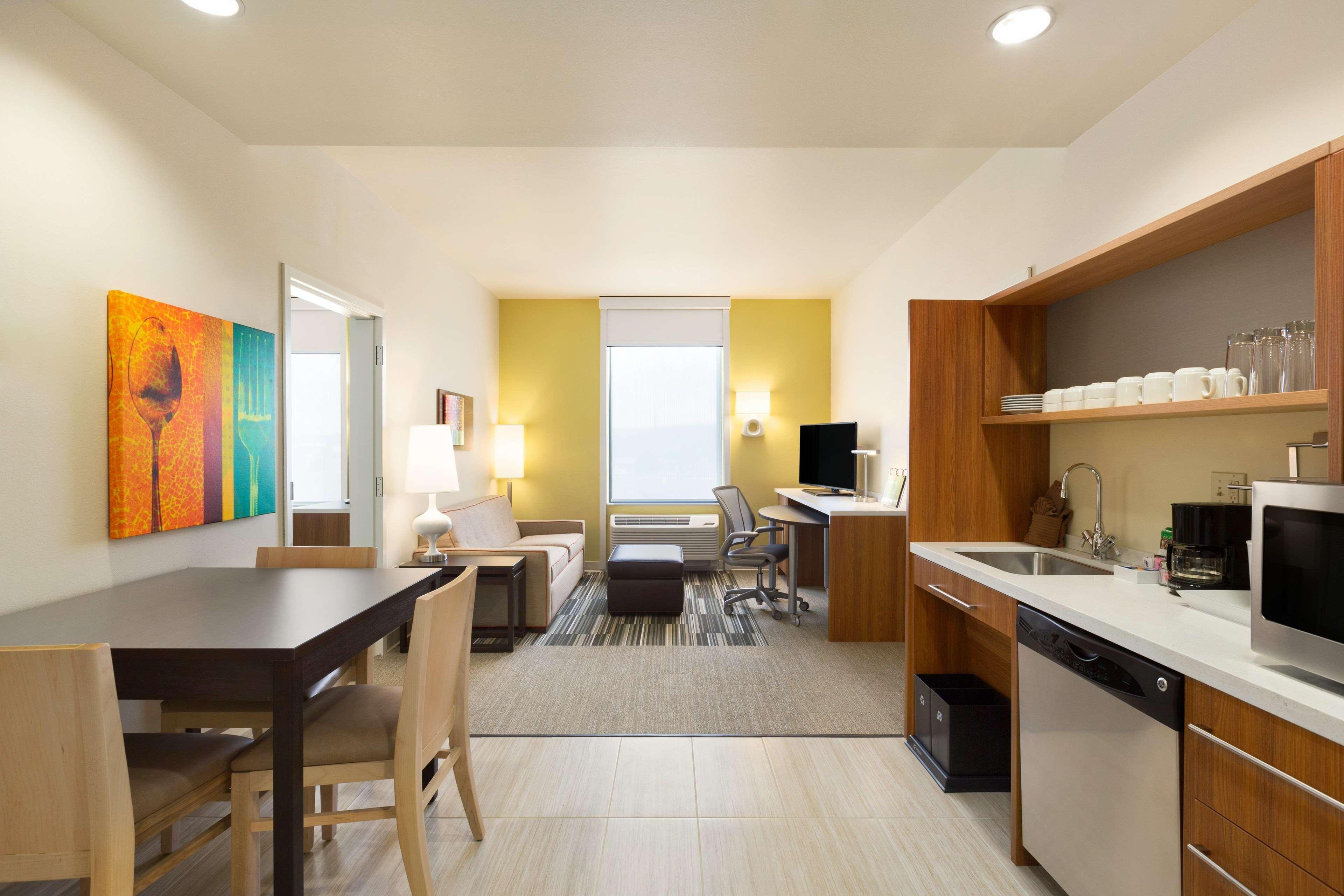 Home2 Suites By Hilton Farmington/Bloomfield Экстерьер фото