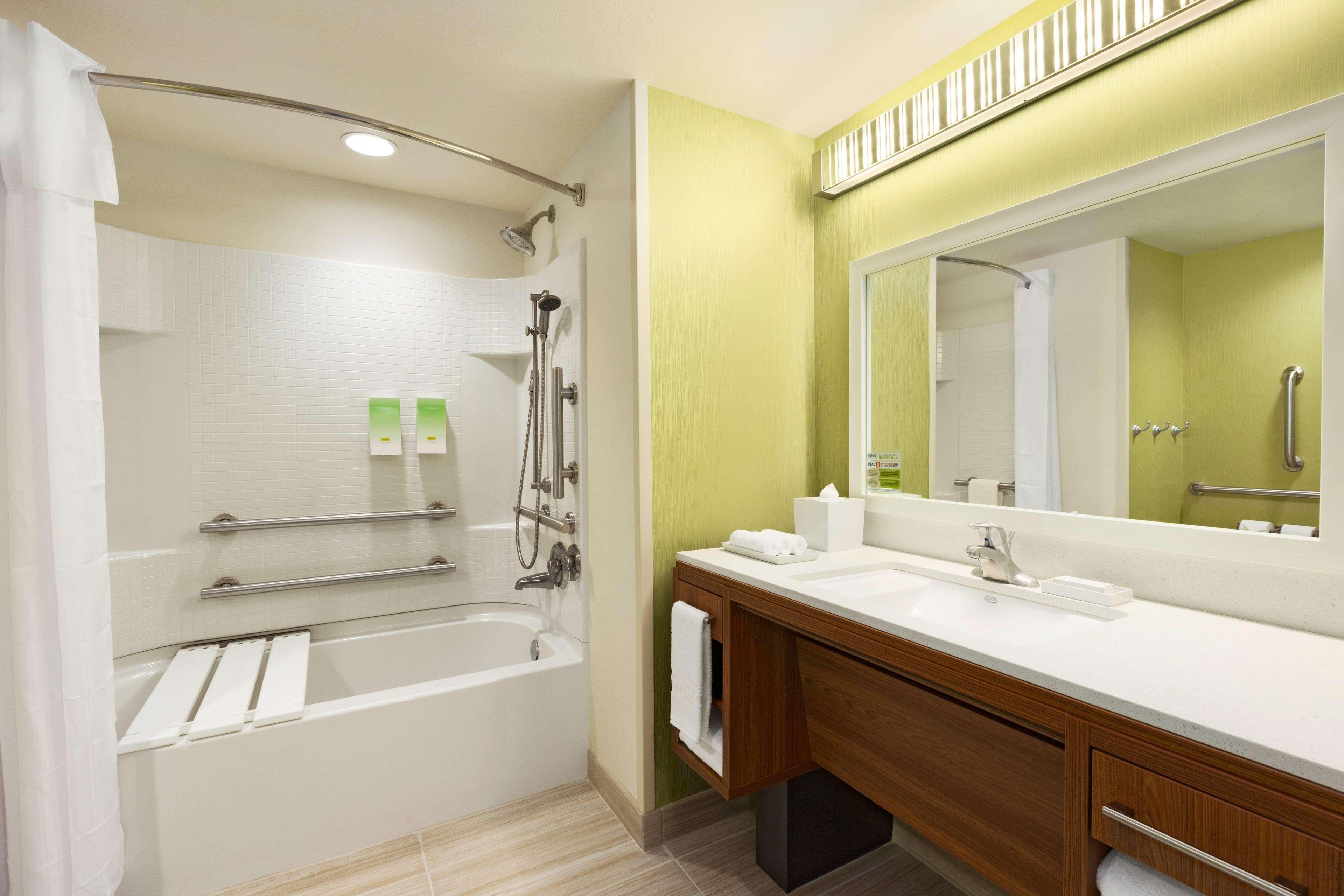 Home2 Suites By Hilton Farmington/Bloomfield Экстерьер фото