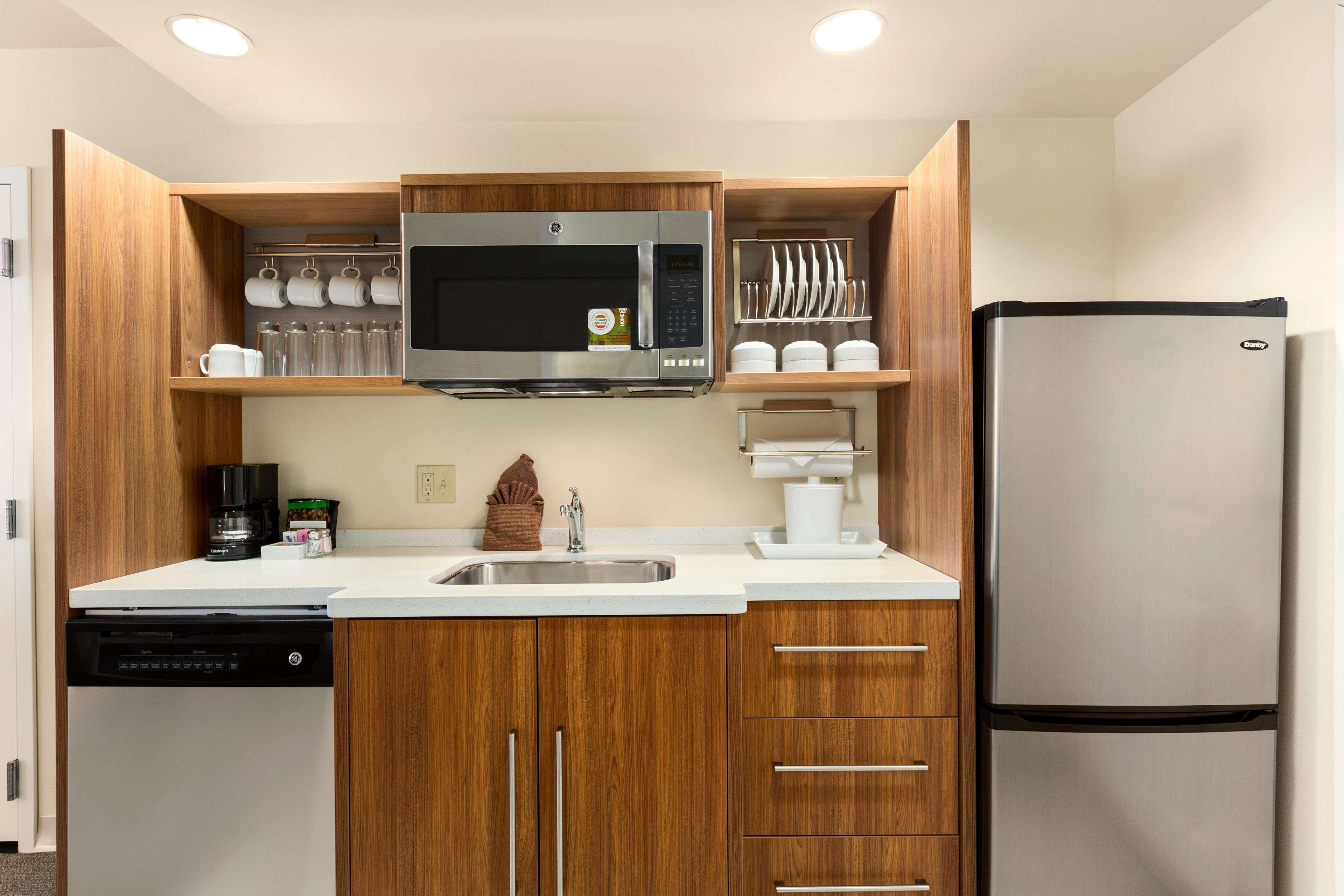 Home2 Suites By Hilton Farmington/Bloomfield Экстерьер фото